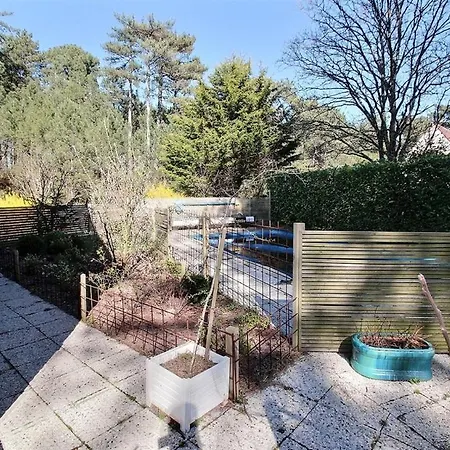 Annonce Professionnelle. Jolie Maison De 4 Avec Piscine Exterieur, A Proximite De La Plage, Pour 8 A 1 Villa